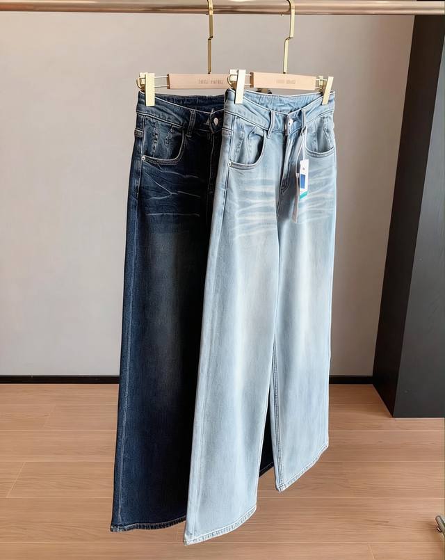 Acne牛仔裤自带瘦身术！刺绣高腰高品质休闲显瘦直筒阔腿弹力窄版牛仔裤女，秋冬的宝 藏牛仔裤来拉~高个子小个子都爱惨 窄版直筒拖地裤 把舒适与Jing致焊在腿上