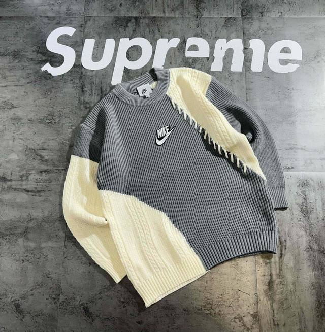 Nike拼色拼接限定双色情侣圆领加厚针织毛衣 密度针织毛衣面料 颗粒编织法 保暖 弹力大 双色色定色定染图案设计 原版品质 万针刺绣Logo 工艺 激光切割技术