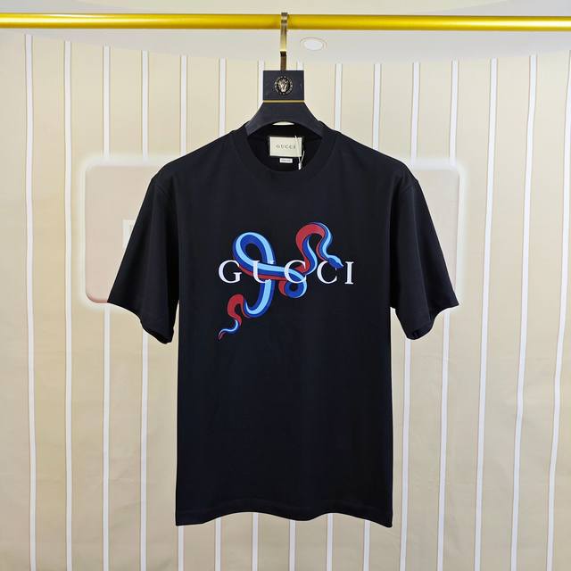G*Cci 古奇 2025原单男士圆领短袖T恤 独家专供春夏新款 专柜同步售卖 高端品质 高版本 Os版型 时尚百搭爆款定制进口双股纯棉面料 胸前印胶印花字母L