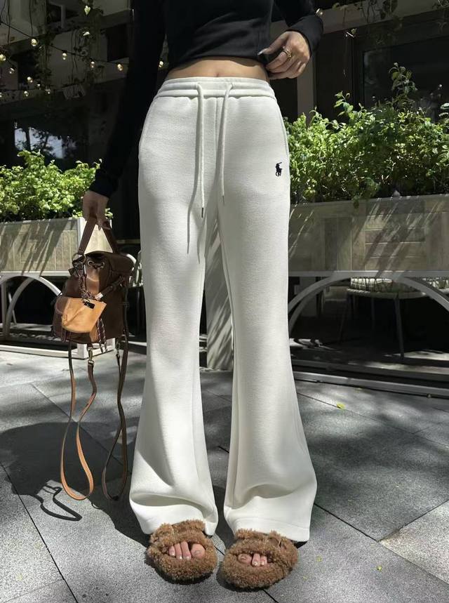 Polo 拉夫劳伦 刺绣Logo微喇银狐绒裤 特别显瘦和藏肉 微喇裤型 盖住一部份鞋面更加显高 黑色 白色 尺码 S M L S 80-95斤 M95- 斤 L