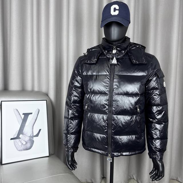 供 独家臻品 盟可昧蒙口Maya系列经典玛雅袖标口袋Logo可拆卸连帽羽绒服男女同款外套 -全套1:1定制辅料定制三标Yuan版吊牌Logo包装袋 -面料采用了