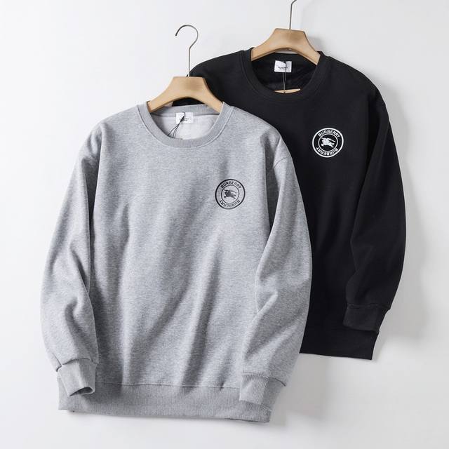 加绒品控款 #Burberry 巴宝莉 经典徽章内搭加绒加厚银狐绒圆领卫衣情侣款 *380克新疆长绒棉纯棉面料32支棉纱精仿内里复合银狐绒上身效果非常的舒适亲肤