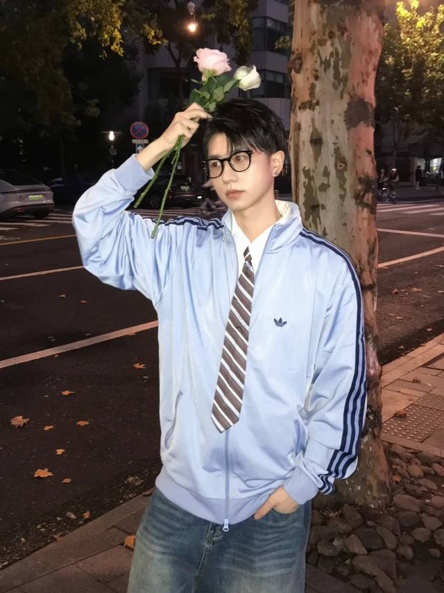 控 Adidas Originals三叶草 条纹Logo印花立领复古拉链长袖夹克外套 男女同款 Adidas金泳勋 崔然竣明星同款阿迪达斯三叶草25S新款立领运