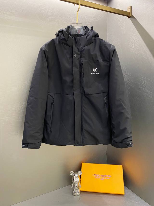 8089# 羽绒棉 Kailas凯乐石 羽绒棉冲锋衣外套， 情侣款，男生女生轻松驾驭！纯色合身连帽 防水防风防紫外线透气耐磨冲锋衣 版型上，注重人体型特点，舒适