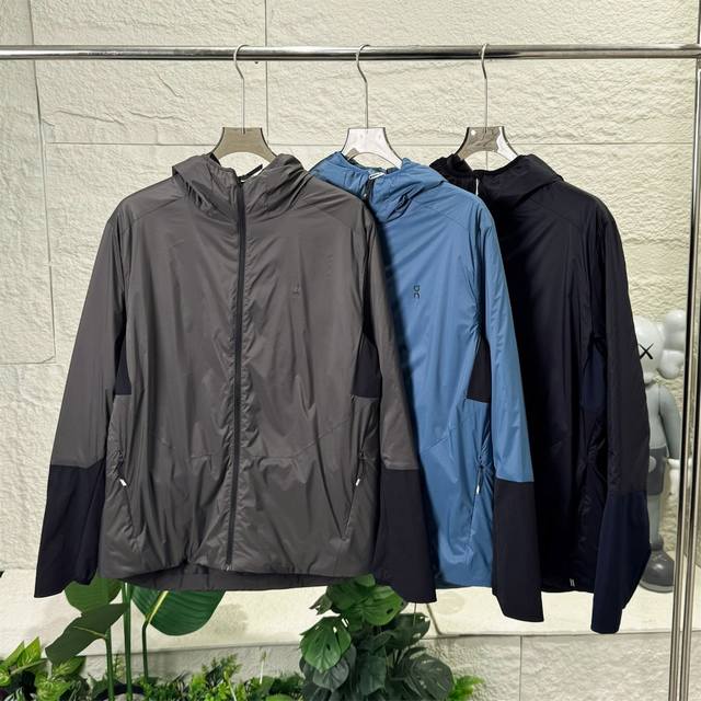 On昂跑男女保暖运动外套Insulator Jacket轻量透气夹克情侣连帽轻薄棉服 保暖科技锁温御寒，保暖层采用功能性的Lavalan羊毛混合材料，轻量保暖不