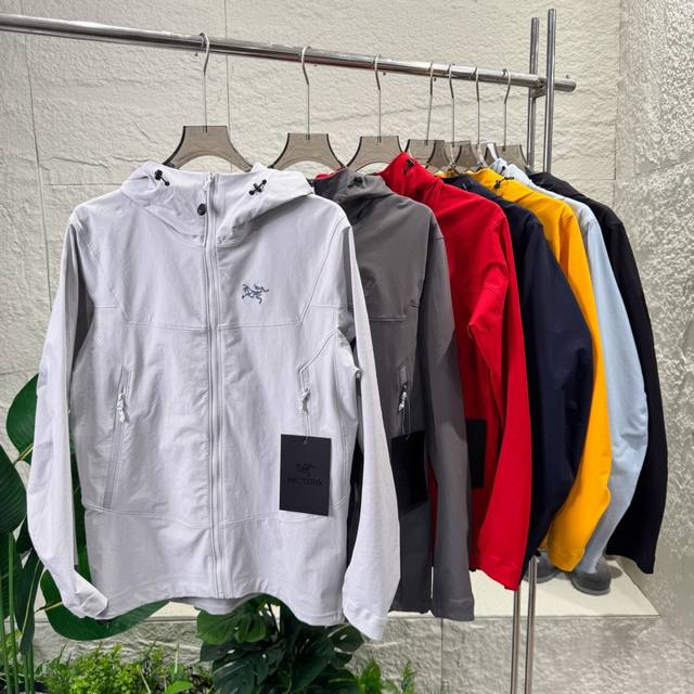 独家臻品 Arc'teryx Gamma Hoody春秋款不加绒软壳 情侣同款冲锋衣户外百搭耐磨通勤全新 六边形战士 始祖鸟男女Gamma Hoody 软壳 宝