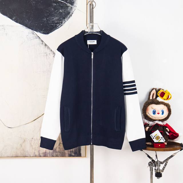 Zp版本［独家供应］ Thom Browne 汤姆布朗 秋冬经典四条杠基础风格 拼色拉链开衫夹克针织毛衣 进口羊毛混纺面料 升级，灵感源自八十年代复古 原版面料