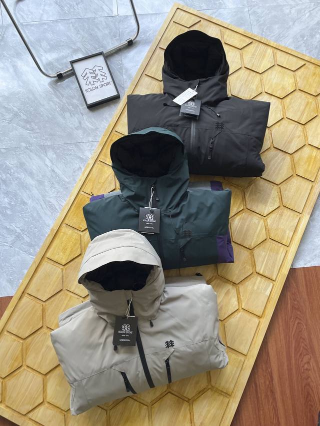 Kolonsport可隆秋冬季Groetex戈尔户外三防三色棉服外套 韩国官方同步 采用未采用Pfc 全氟化合物 的环保Gore-Tex面料能 够轻松抵御风雨，