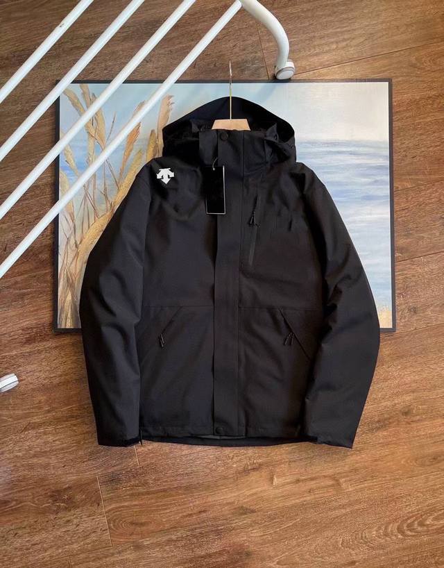 顶级品质 始祖鸟户外高端三合一保暖冲锋衣!! 防风 防水 加厚抓绒内胆 极度保暖 冬季柜子新款 品质好A9962到爆!这款不挑年龄段,上身太好看!真正的防水防风  顶级品质 始祖鸟户外高端三合一保暖冲锋衣!! 防风 防水 加厚抓绒内胆 极度保暖 冬季柜子新款 品质好A9962到爆!这款不挑年龄段,上身太好看!真正的防水防风