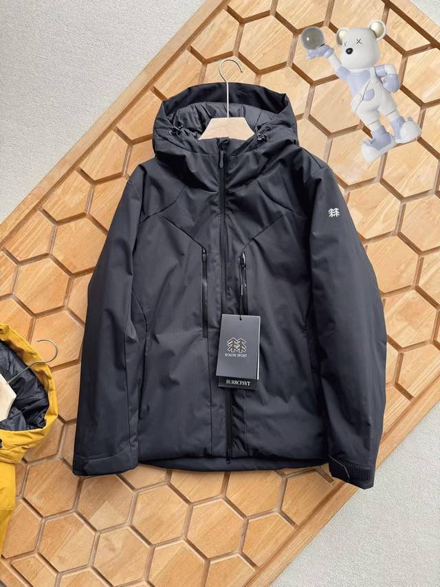 Kolon Sport 可隆户外情侣款棉衣,多色解锁全天候型风格! 厌倦了千篇一律的户外装备?这款机能棉衣以多元色彩与硬核性能,重新定义户外穿搭美学。 卡其色,  Kolon Sport 可隆户外情侣款棉衣,多色解锁全天候型风格! 厌倦了千篇一律的户外装备?这款机能棉衣以多元色彩与硬核性能,重新定义户外穿搭美学。 卡其色,