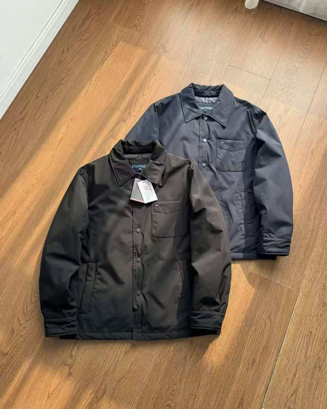 上新！ ， 撼冬90鹅绒 Tommy25秋冬男士防水耐磨衬衫领无绗缝羽绒服外套。简约大气的上身效果，轻熟优雅，简洁而不单调的一件羽绒服。休闲翻领款式 日常上身好