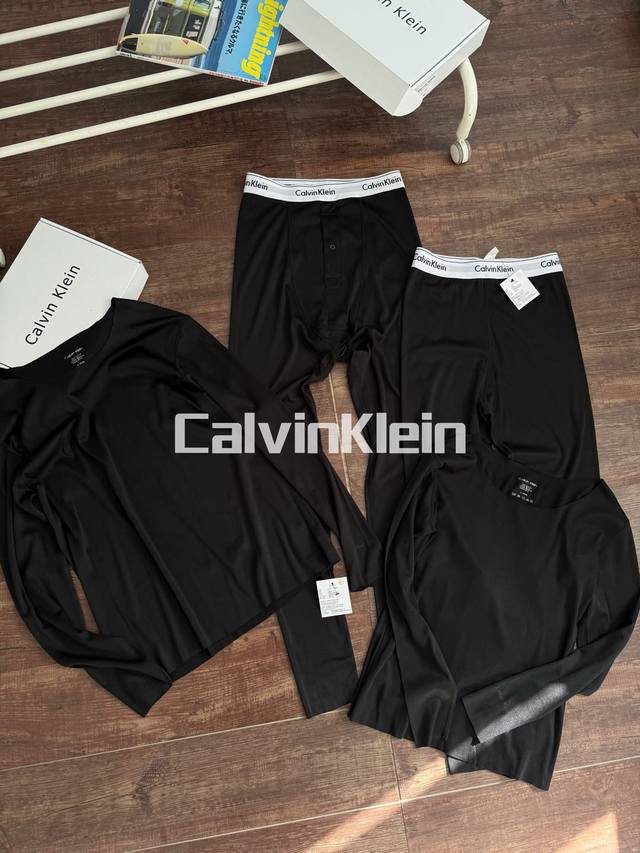 供 颜色:男士黑色套装,女士黑色套装 尺码:男士S到Xl 女士S到L Ck热引力3.0升级款内衣远红外升温打底套装!礼盒装! 线上1000+ 经典裤子弹力织带字  供 颜色:男士黑色套装,女士黑色套装 尺码:男士S到Xl 女士S到L Ck热引力3.0升级款内衣远红外升温打底套装!礼盒装! 线上1000+ 经典裤子弹力织带字