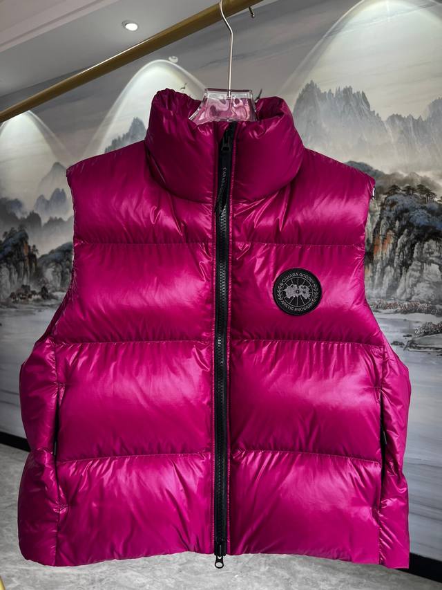 大鹅2257Wb泡芙亮面马甲 黑红标可调换 Canada Goose加拿大鹅 黑标 Cypress Puffer系列 合身纯色亮面高领无袖防风2257Mb羽绒