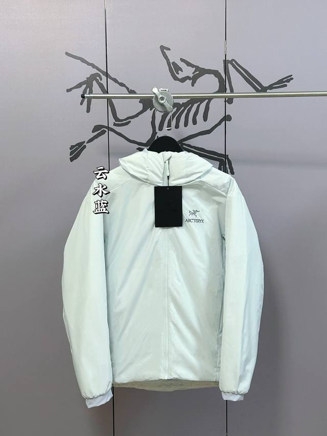 顶级版本 区别市场通货 Arcteryx始祖鸟 新款阿童木 Atom Ar Hoody 刺绣Logo户外耐磨轻量防水防风保暖连帽夹克棉服外套 这款Atom棉服在