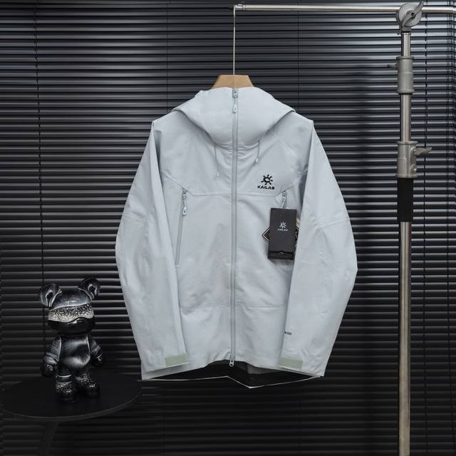 顶级版本 区别通货 款式：凯乐石Kailas Mont-X 系列 运动户外全天候硬壳专业防水防风透气登山冲锋衣外套 颜色：图片色 尺码：S-Xxl 面料：Gor