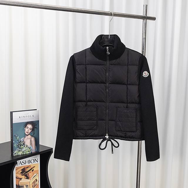 方块面包针织羽绒 2025秋冬新款羽绒服顶级代购版本Moner 秋冬女士Cardigan立领拼接针织羽绒娃娃款短款羽绒 后背袖子针织材料上身显瘦 拼接羽绒服 保