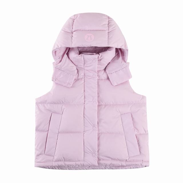 露露乐檬 泡芙系列四格 马甲 羽绒服 ：2 4 6 8 10 产品颜色：黑色、亚麻色、浅驼色、甜粉色，黑紫色