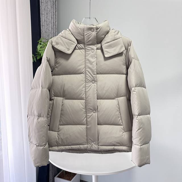 五格 Lululemon｜露露乐蒙 Wunder Puff系列 泡芙五格羽绒服 颜色：纯白、亚麻、黑色、烤棕色、电光紫、沼泽绿、 尺码：2码 4码 6码 8码