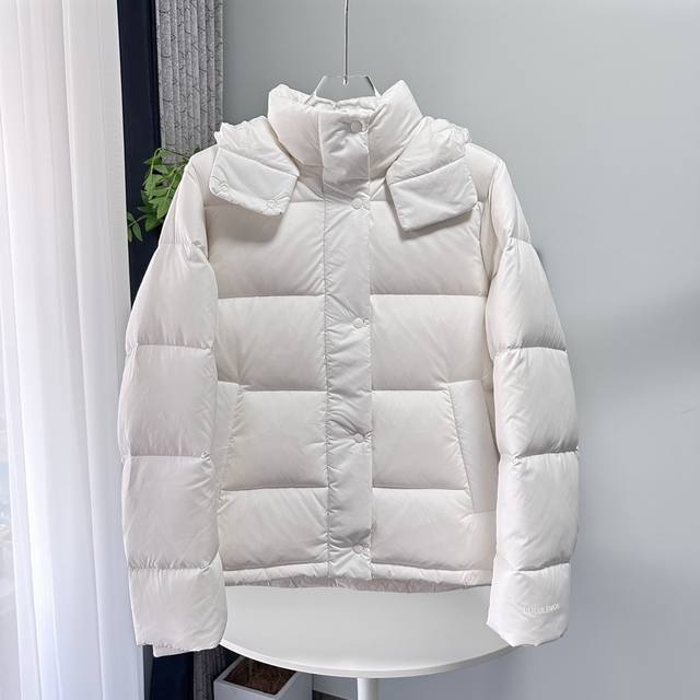 五格 Lululemon｜露露乐蒙 Wunder Puff系列 泡芙五格羽绒服 颜色：纯白、亚麻、黑色、电光紫、沼泽绿、 尺码：2码 4码 6码 8码 10码