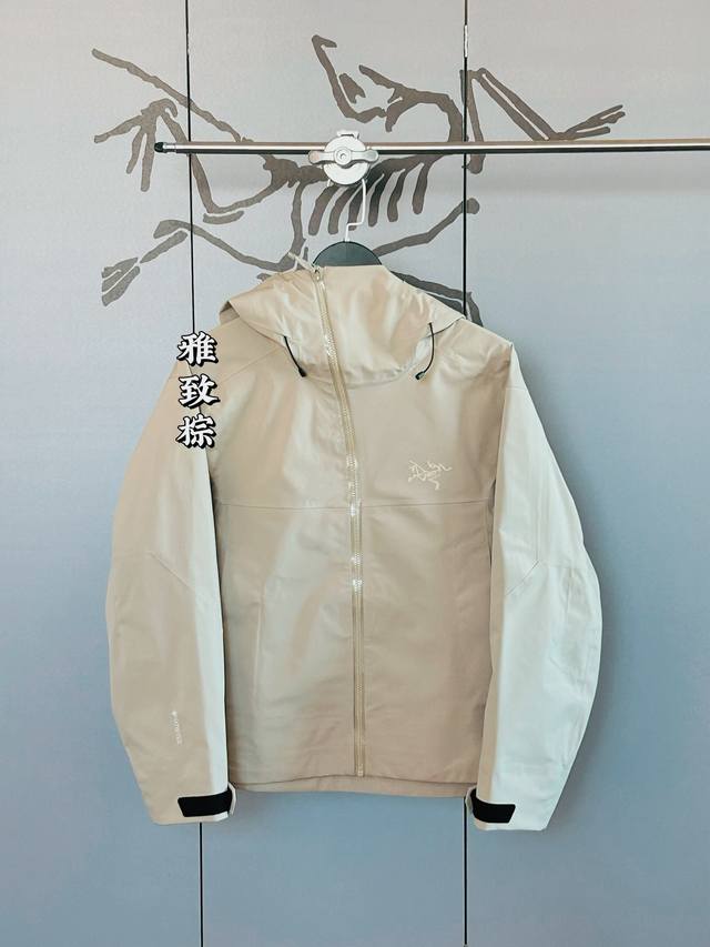 Arc'teryx丨始祖鸟Side Winder 响尾蛇冲锋衣 市场唯一对版一比一打版生产，区别市场通货！ 响尾蛇独特的斜拉链设计 性能上会更好一些 Goret