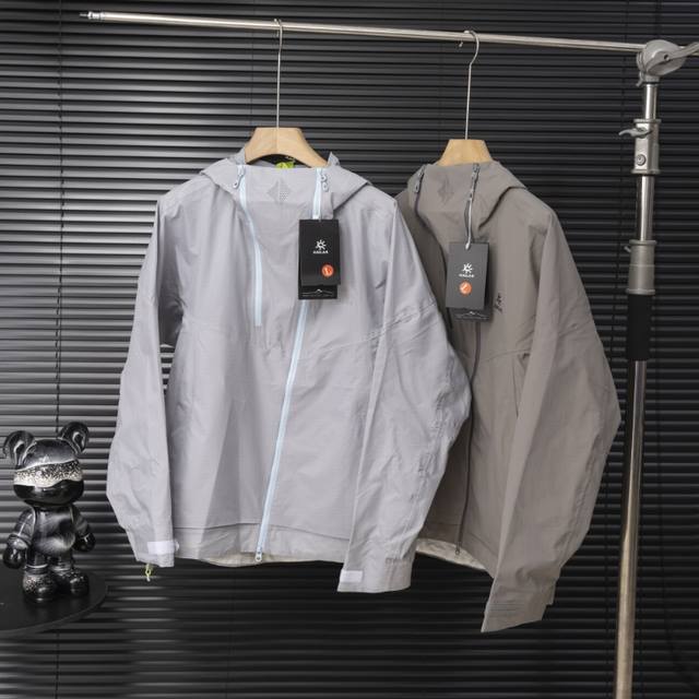 顶级版本 区别通货 款式：Kallas丨凯乐石索松Flt压胶刺绣标连帽风衣外套 颜色：图片色 尺码：S-Xxl 面料：Gore-Tex 科技防水 辅料：全套定制