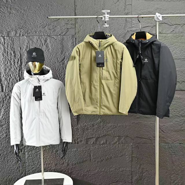 供 控 Kailas 凯乐石冬季新款男士连帽棉服外套 刺绣Logo，领口舒适贴合呵护颈部防风保暖、两侧口袋 方便置物 安全时尚、袖口松紧设计 舒适贴合。 功能性