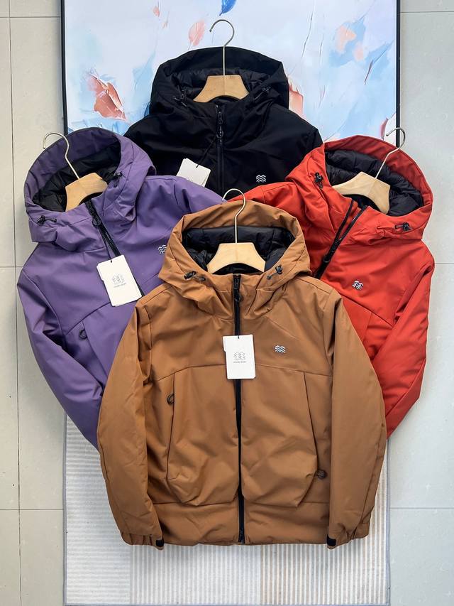 供 控 Kolon Sport可隆2025官网最新款！男女情侣款连帽棉服功能性棉衣 颜色：黑色 深棕 砖红橙 紫色 尺码：M、L、Xl、2Xl、3Xl 专柜在售