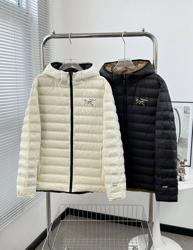 6611# Arcteryx 始祖鸟双面穿情侣轻薄款羽绒服新国标90绒 700蓬轻量双面穿白鸭绒羽绒服、两面均可外穿、采用全立体无缝压胶工艺 真正做到不出绒、虽