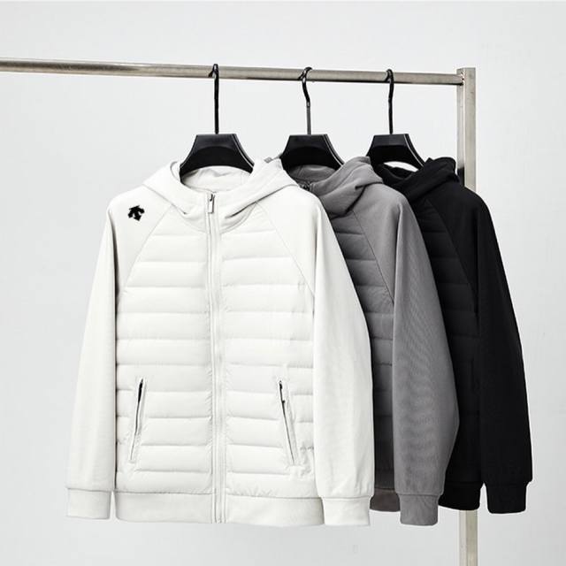 供 控 Descente迪桑特国标90绒 男女同款运动休闲羽绒服短款轻薄羽绒服 迪桑特的火爆程度大家毋庸置疑 火爆程度和始祖鸟不相上下 经典的款式 独具一格的版