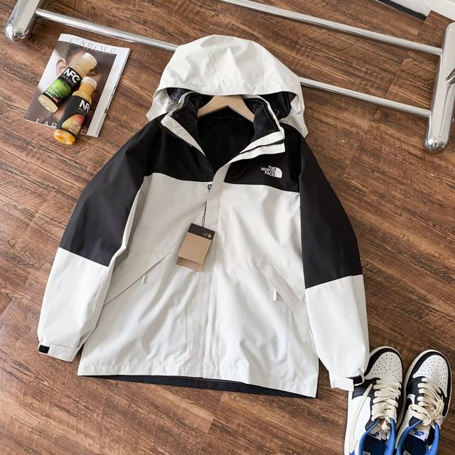 供 控 23秋冬款Thenorthface北面户外冲锋衣三合一内附两排拉链加内衬银狐绒双面绒醉保暖可单穿可Cp结合起来外套情侣男女同款男士经典连帽冬季潮流时尚外