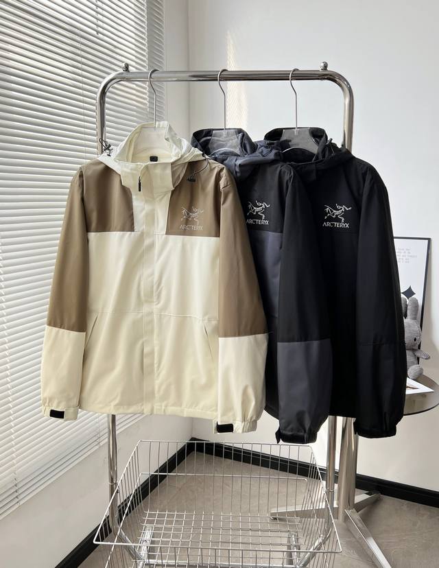 8955# 三合一 银狐绒 顶级版本含内胆 Arc‘Teryx 始祖鸟Ss23新款三合一内胆可拆卸户外防风防水机能风情侣冲锋衣夹克式棉服外套 三合一冲锋衣，可脱