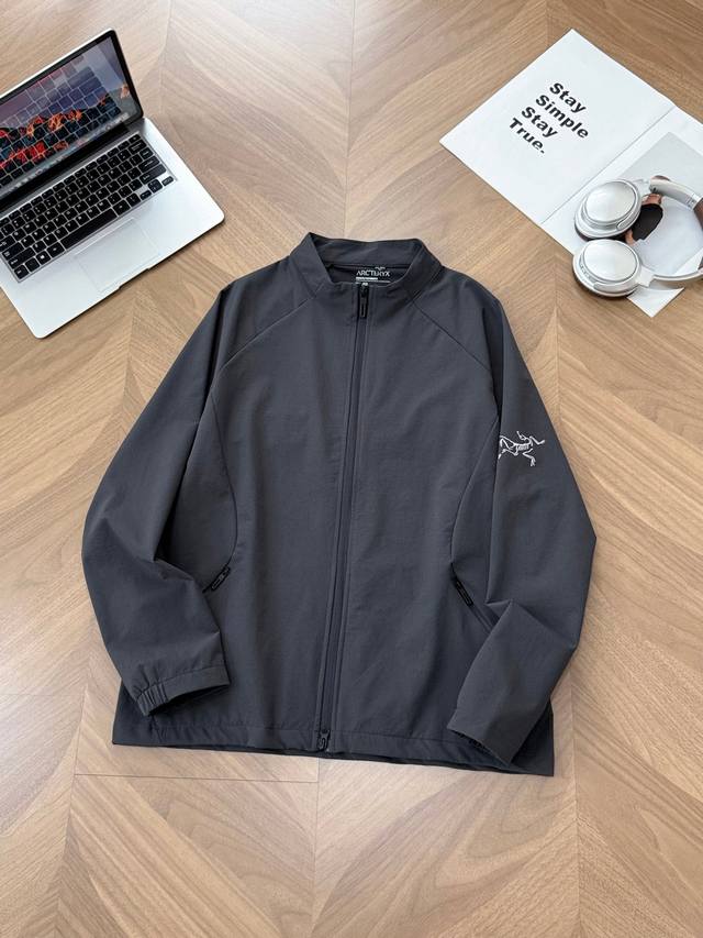 9976# Arc'teryx始祖鸟 Gamma Jacket 防风 软壳夹克 户外出行硬核装备｜始祖鸟外套，功能性与型格双在线 想要一件能扛住B1255多变天