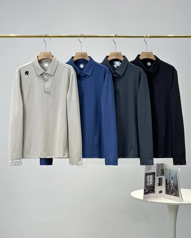 供 控 Descente 迪桑特专柜男士 休闲运动Polo长袖衫 锦氨材质的混纺柔软与丝滑兼顾，不失悬垂性和柔顺度！具有纯棉的细腻纹理，有腔调也很高级 精致四针