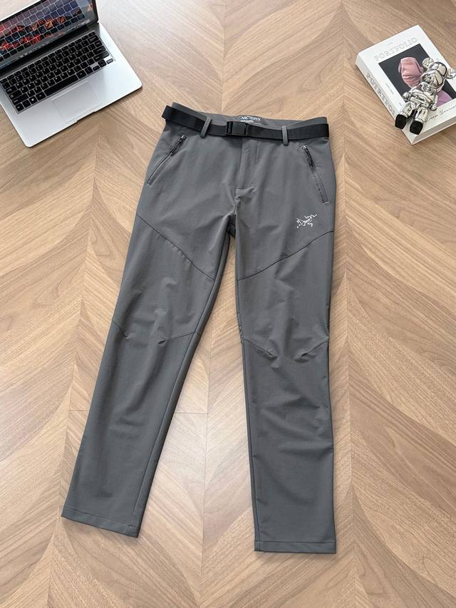 9962# 可拆卸腰带 Arcteryx 始祖鸟男士春夏季户外轻薄休闲长裤，一条真正的多功能冲锋好裤，值得每一个热衷户外的男士入手 简约设计，没有多余的装饰，真