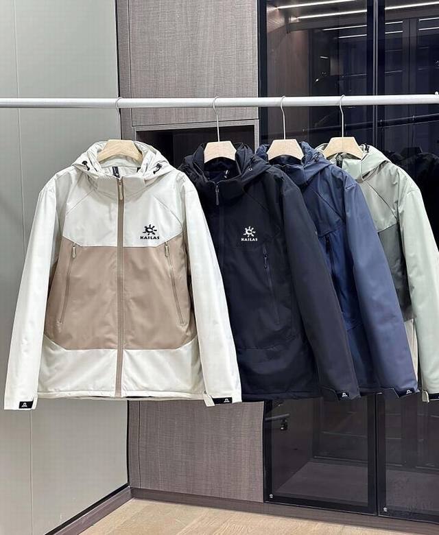 供 控 Kailas 凯乐石拼色石墨烯发热连帽棉服 户外情侣款连帽加厚羽绒棉衣外套 连帽设计，帽子可拆卸！ 简约大方的羽绒棉衣外套 超轻保暖，立体剪裁A9995