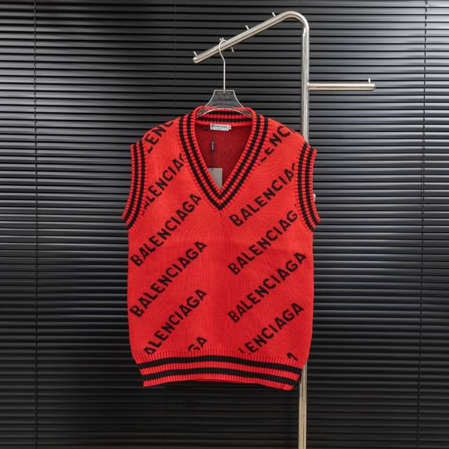 款式：巴黎世家Bal满印 V领针织羊毛背心 尺码：S-Xxl 面料：羊毛混纺 辅料：全套定制原版辅料 无性别区分 男女同款