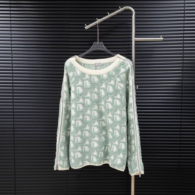 款式：迪奥Dior满印高定提花拉链拼接长款毛衣 尺码：S-Xxl 面料：羊毛混纺 辅料：全套定制原版辅料 无性别区分 男女同款