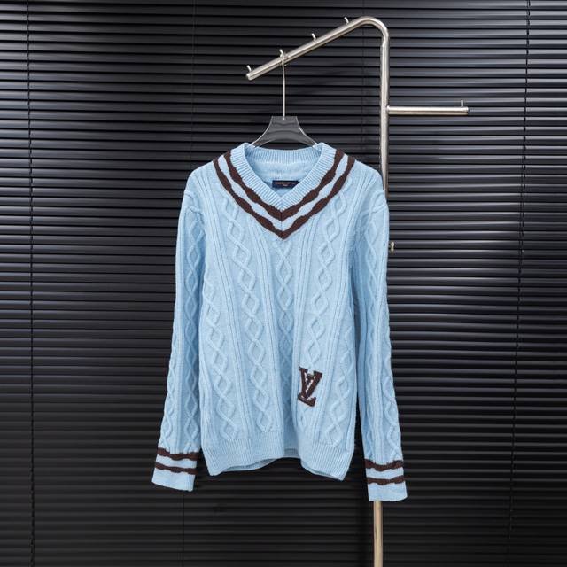 款式：路易威登Lv编织V领提花长款毛衣 尺码：S-Xxl 面料：羊毛混纺 辅料：全套定制原版辅料 无性别区分 男女同款