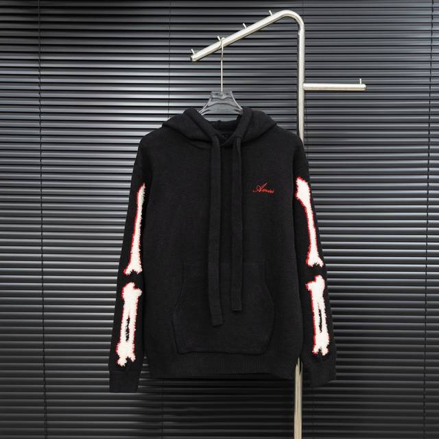 款式：Amiri埃米尔骨头拼接连帽长袖毛衣 尺码：S-Xxl 面料：羊毛混纺 辅料：全套定制原版辅料 无性别区分 男女同款