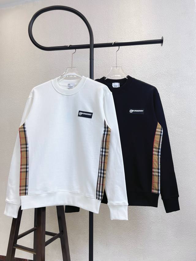 款号X265 黑白两色 Burberry巴宝莉硅胶字母侧边格纹刺绣圆领卫衣 面料采用400克毛圈高克重95棉5氢纶1×1双纱洗一辈子都不会变形的 男女同款 官网