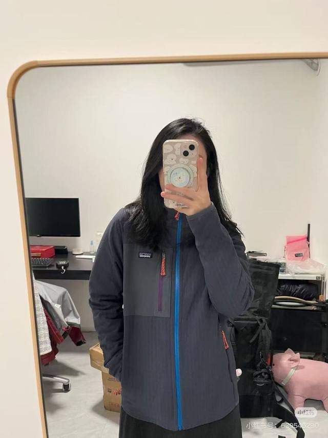 供 控 模特图 Patagonia R2 Techface Hoody 83731巴塔哥尼亚经典的R系列抓绒; 经典的 R2 Techface是一款很棒的寒冷天