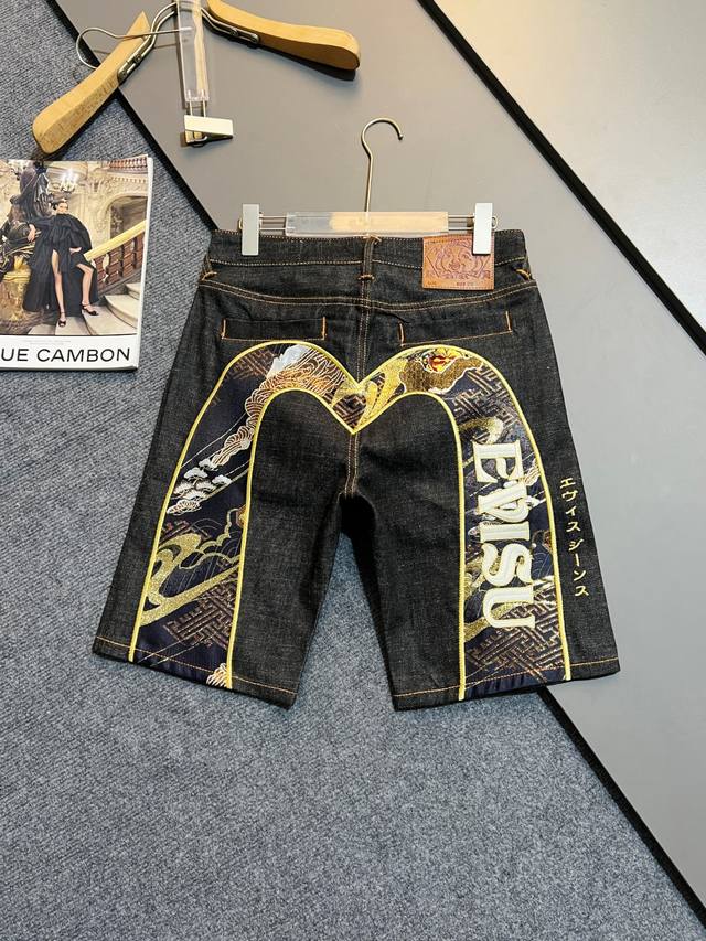 Evisu Ss25 织锦大M和商标刺绣常规版型牛仔短裤 男款 牛仔蓝 码数：29-30-31-32-33-34-36-38 一共：8个码数