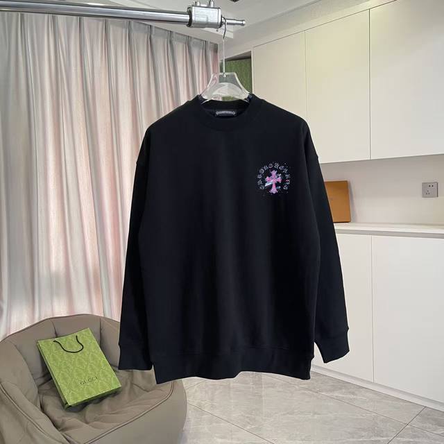 Ch克罗*2025秋冬新款 梵文十字架印花 定制面料400G 圆领卫衣 男女同款 尺码：S M L Xl Xxl 五个码 颜色：黑色 白色