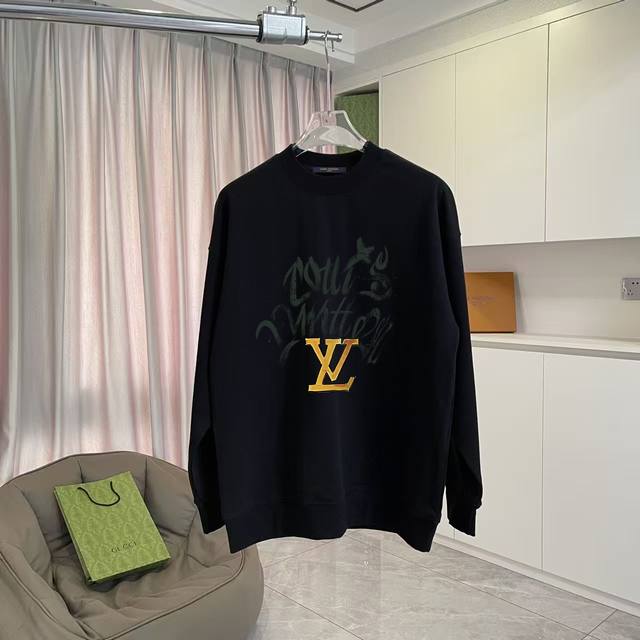 Lv*2025秋冬新款 个性字母Logo印花 定制面料400G 圆领卫衣 男女同款 尺码：S M L Xl Xxl 五个码 颜色：黑色 白色