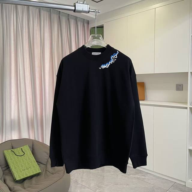 Moncle* 蒙口2025秋冬新款 个性Logo印花 定制面料400G 圆领卫衣 男女同款 尺码：S M L Xl Xxl 五个码 颜色：黑色 白色