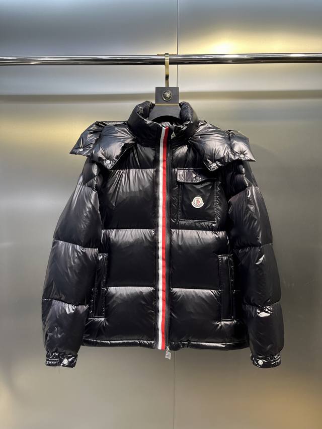 Moncler 黑色蒙口彩虹条 双拉链，顶级版本配手提袋 Moncler蒙口羽皇Maya玛雅织带双拉链系列 经典百搭男女同款羽绒服 市面上版本太多，品质和价格P