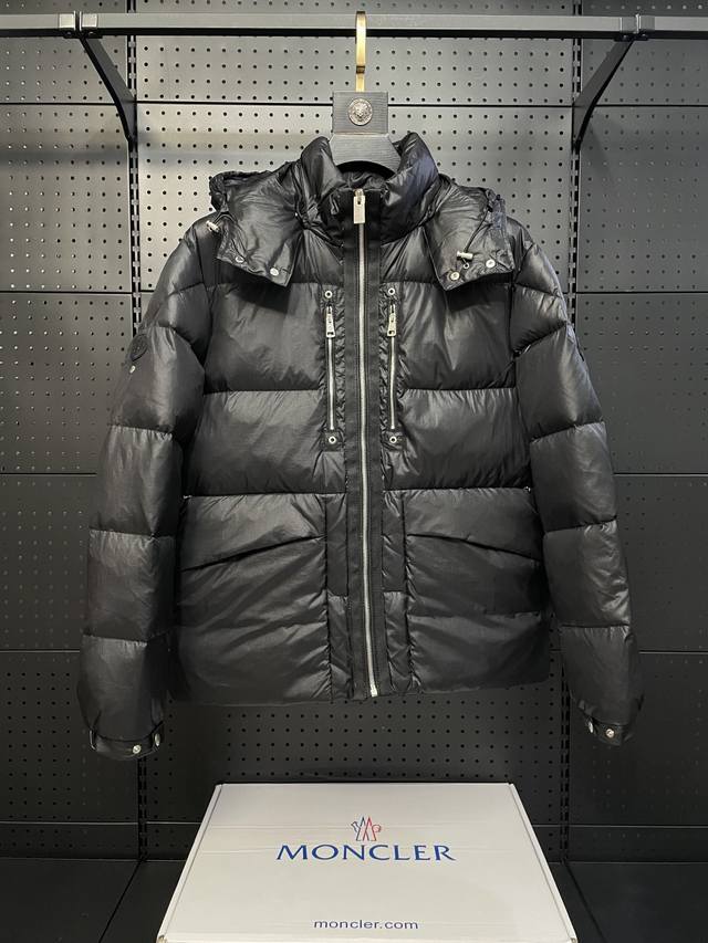 顶级复刻 Monc1Er 盟可睐 1017 宋茜同款 Klon 藤原浩联名 重工羽绒服 全网首发独家款 只能说根本就不是一个级别的存在 不管是材质还是细节还原度