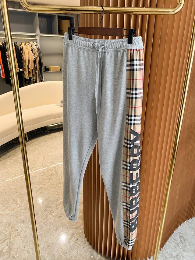 Bbr 巴宝莉 Vintage格纹裁片棉质宽松运动卫衣外套 Bur王牌尖货，镇店之宝 你们心心念的套装来了，接下来还有多个运动套装上新，秋冬款火热上线了，套装卫