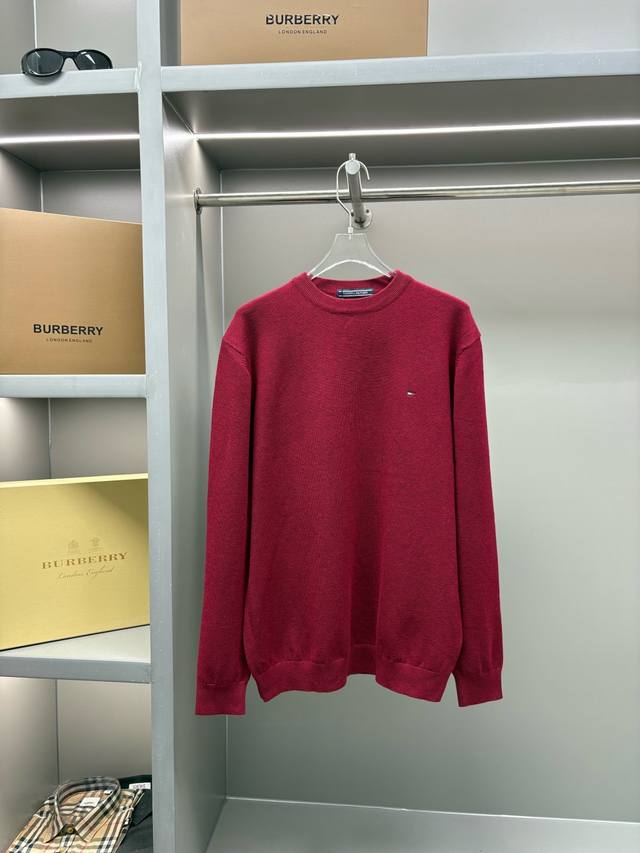 Tommy 汤米 新款刺绣毛衣 原版面料 官方同款 采用定制天然中厚进口羊毛纱料织造，手感非常舒服爽滑 版型挺阔有型 一线品牌代工厂P出品 进口机器织造而成 穿