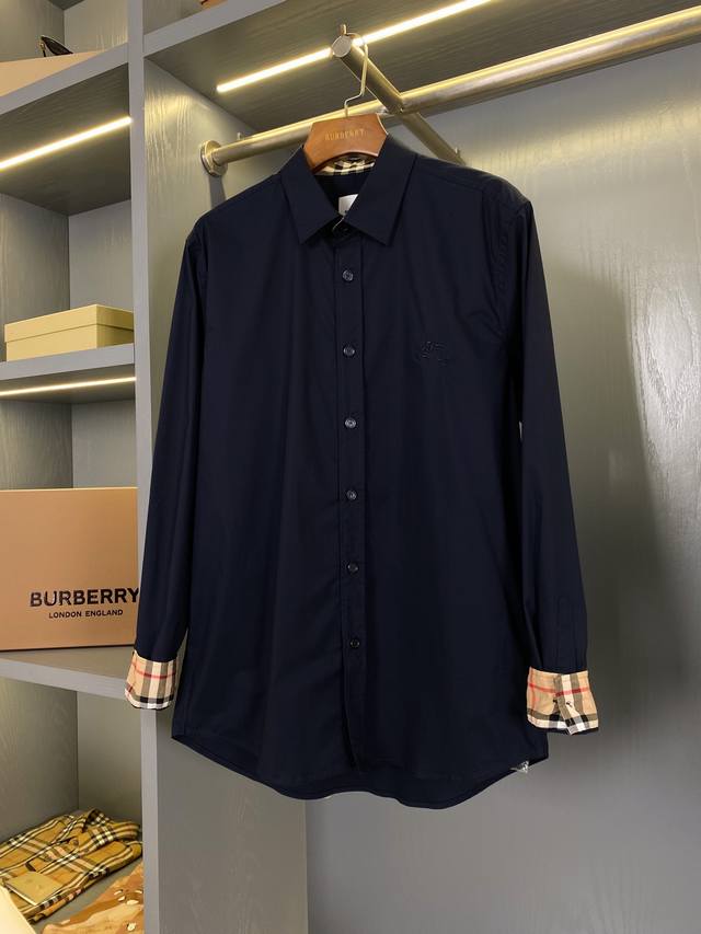 长袖骑士战马装饰弹力棉衬衫 经典Burtb系列，男女万年青同款，衬衫中的王者！经典战马微标刺绣设计！进口塔罗贝壳纽扣 ！市场上极其少有的产品。 衬衫直以来都是这